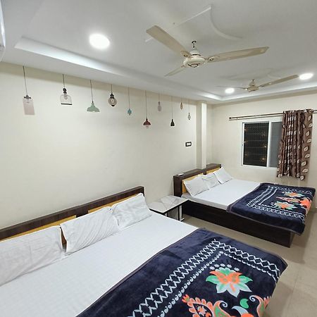 Hotel Shipra Inn Ujjain Eksteriør billede