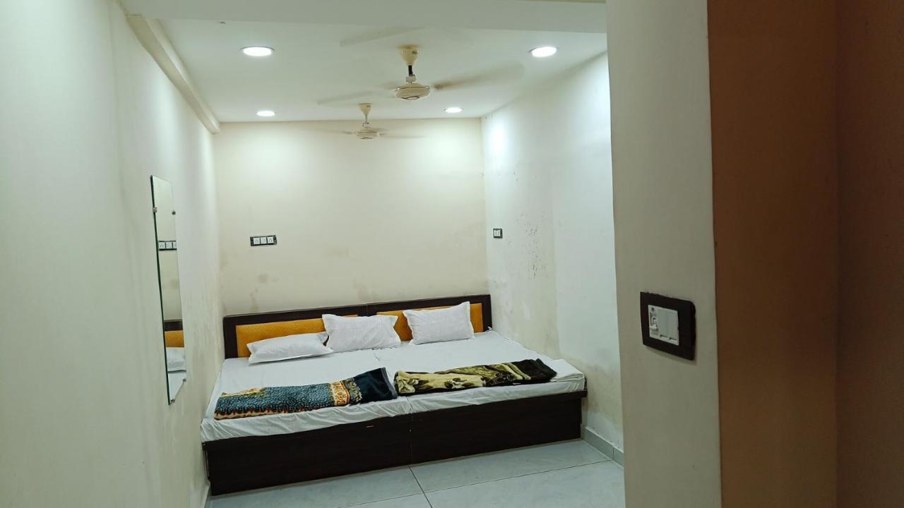 Hotel Shipra Inn Ujjain Eksteriør billede