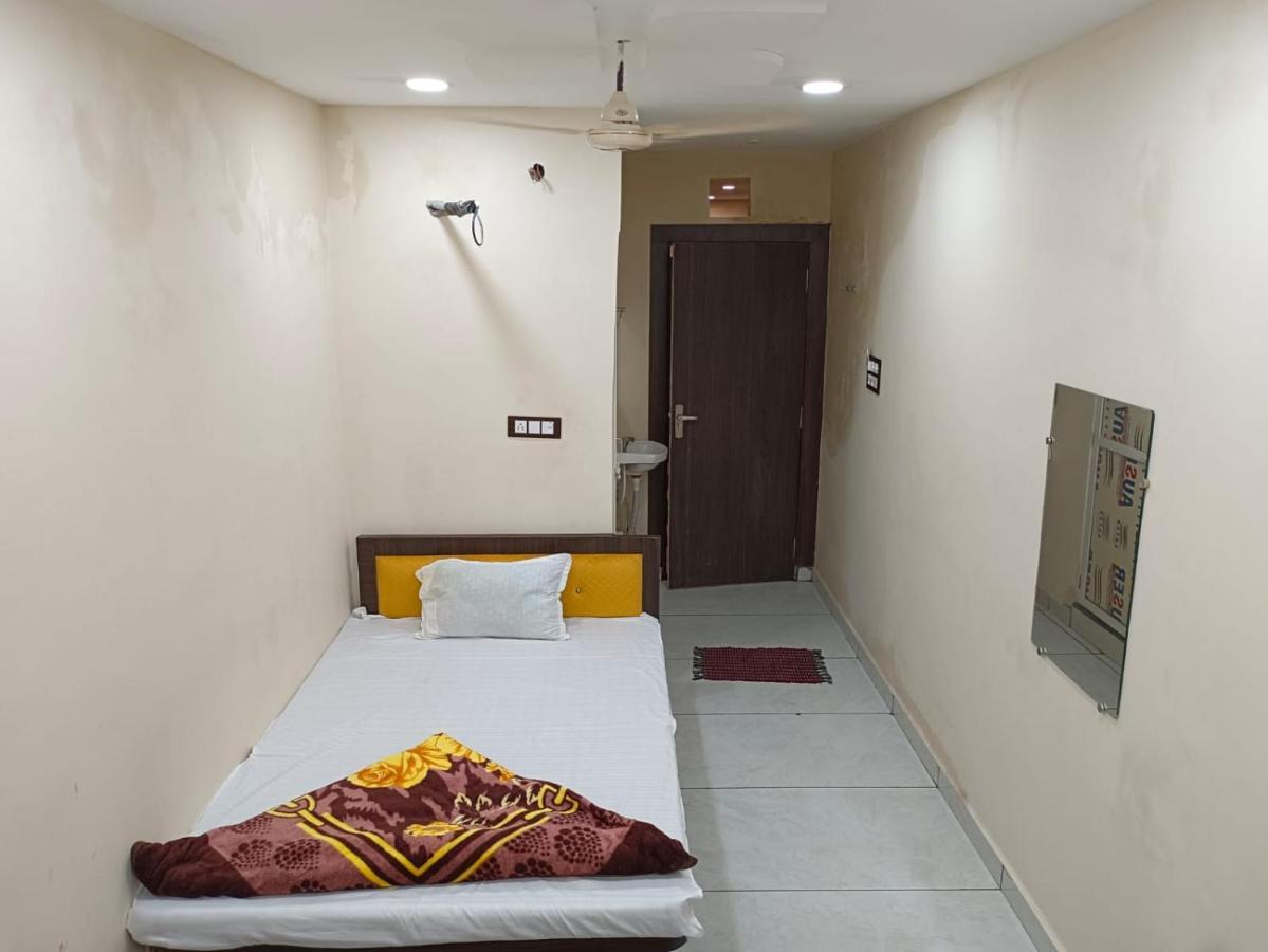 Hotel Shipra Inn Ujjain Eksteriør billede