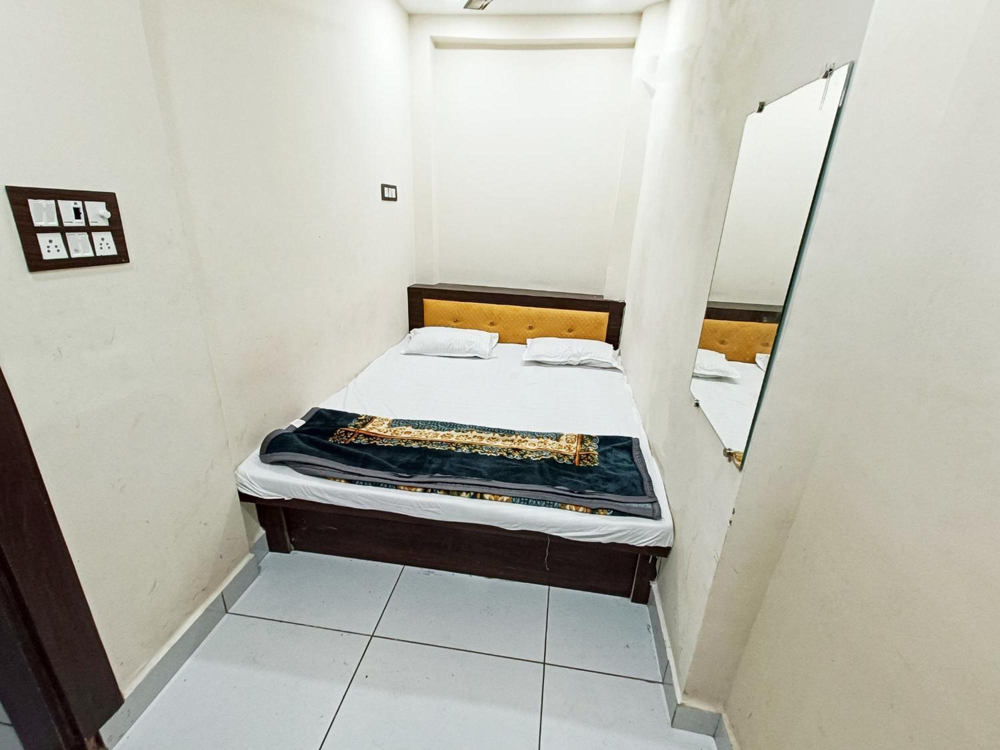 Hotel Shipra Inn Ujjain Eksteriør billede